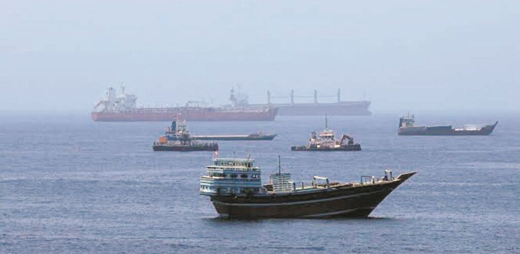 «Lo stretto di Hormuz è chiuso», i Pasdaran smentiscono Washington