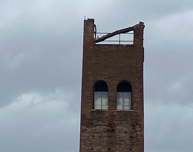 Tromba d'aria nel centro di Cremona, si contano quaranta feriti