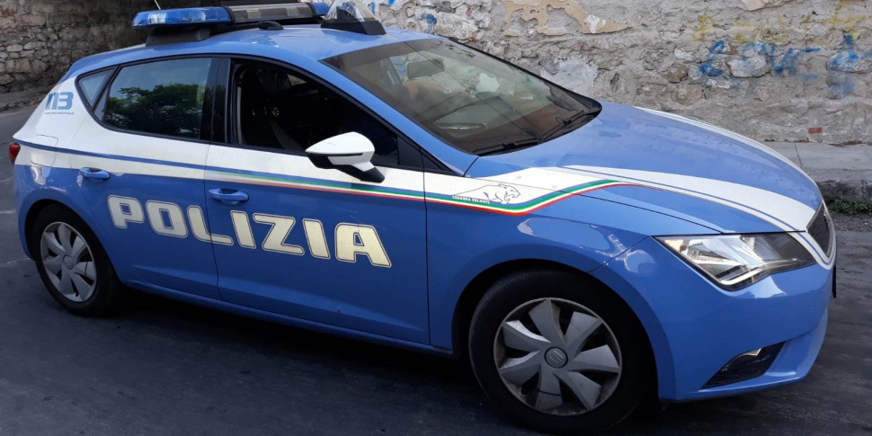 Palermo, parcheggiatore abusivo arrestato per tentata estorsione