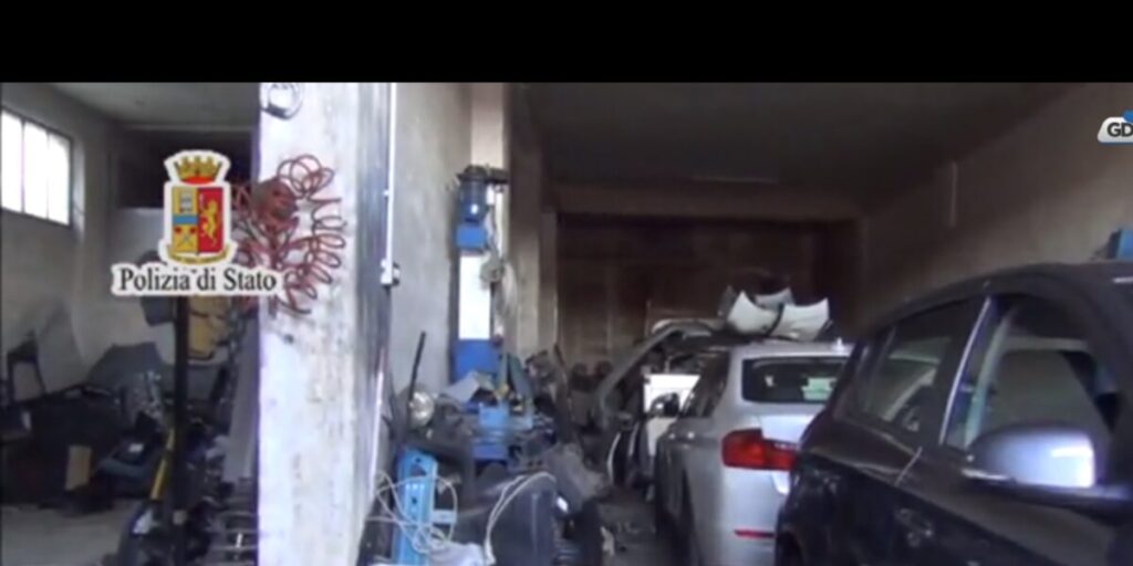 Palermo, il business delle auto rubate: 9 anni al capo della banda