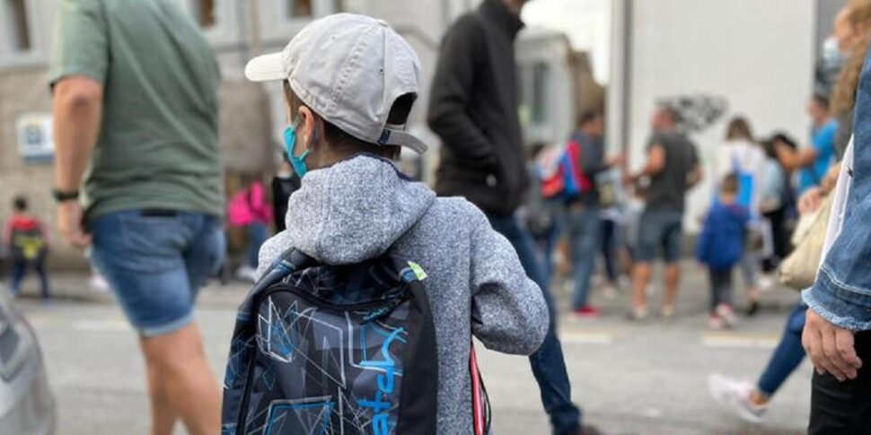 Tetto agli studenti stranieri in classe, l'opposizione in Consiglio a Palermo: no a divisioni