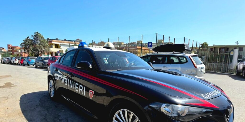 Palermo, incursione notturna in una scuola e fuga sui tetti: denunciati due giovani