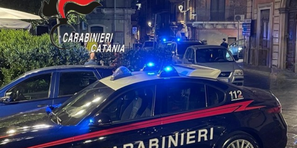 Colpi di pistola contro auto a Paternò, un arresto