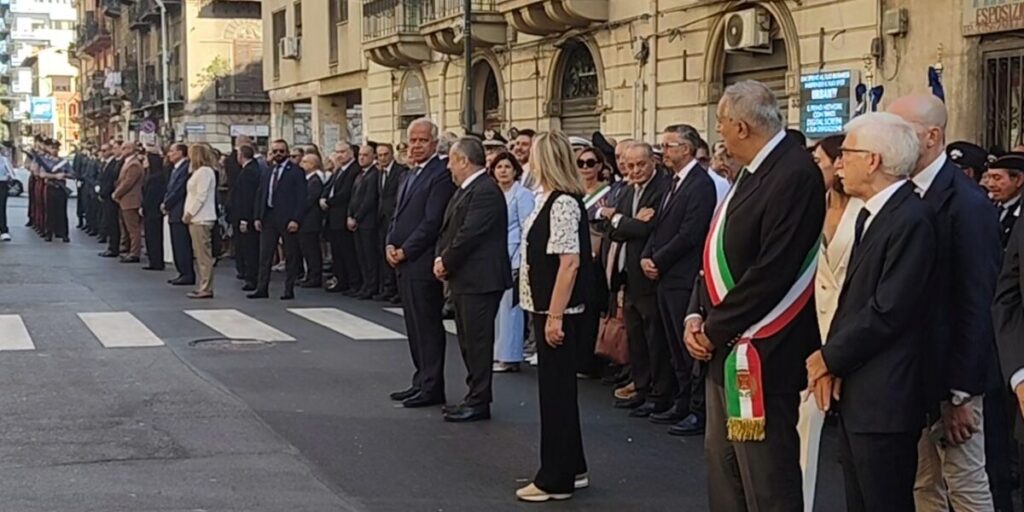 Palermo ricorda il generale Dalla Chiesa, Mattarella: il suo lascito prezioso per la Repubblica