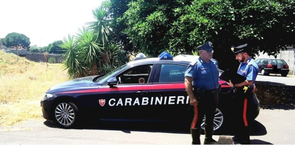 In fuga in auto ferisce un carabiniere, bloccato a Santa Maria di Licodia un ventunenne