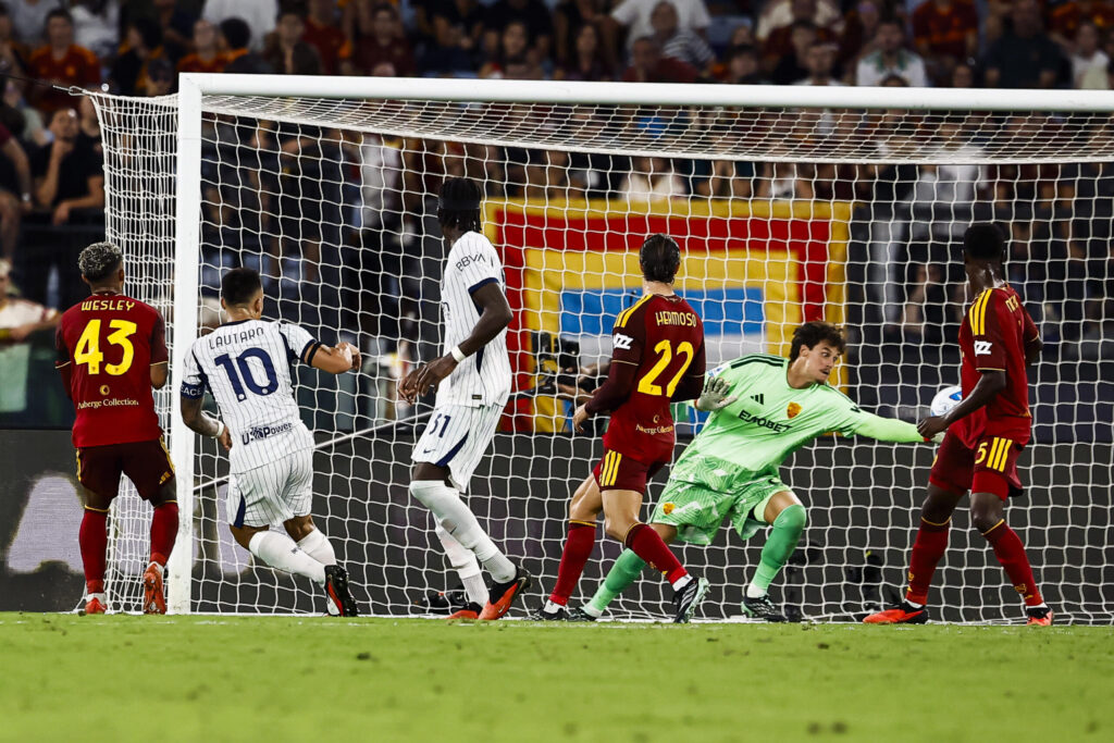 L'Inter rimonta anche all'Olimpico, con la Roma finisce 2-2