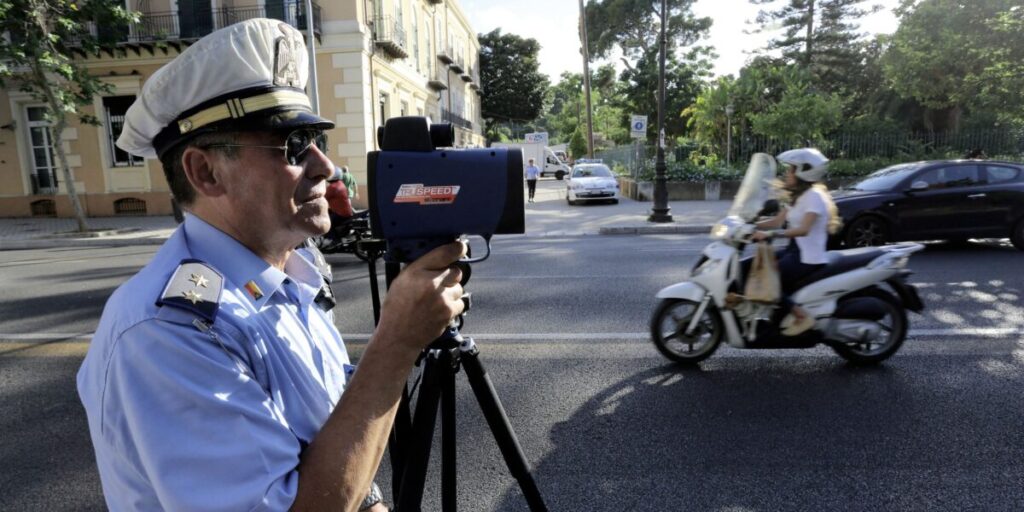 Autovelox a Palermo, moto a oltre 100 all’ora: raffica di multe