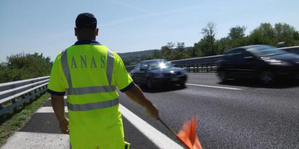 Incidente sulla A29, sei auto coinvolte e lunghe code in direzione Palermo