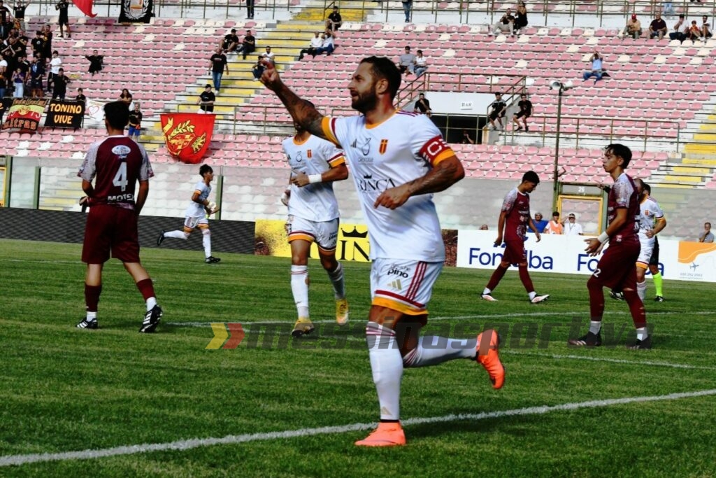 Il Messina travolge (4-0) l’Athletic Gioiosa. Kragl ispira, Varela fa doppietta