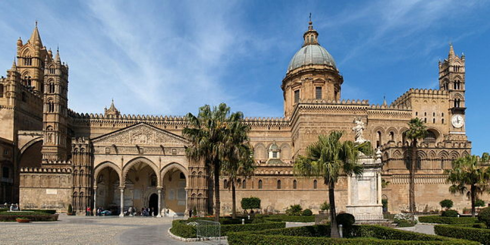 Prime Comunioni a Palermo, l’Arcidiocesi frena sui corsi intensivi: «La fede non si piega alle logiche commerciali»