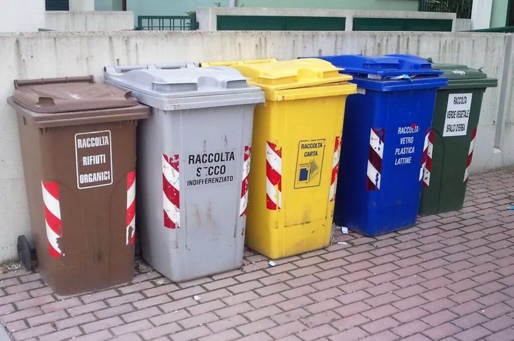 Dalla Regione 3 milioni e mezzo a quattro Comuni per il potenziamento della differenziata