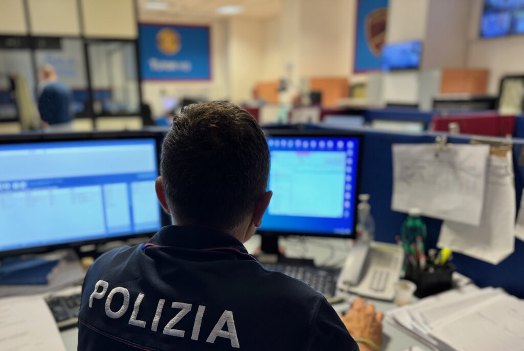 Catania, aggredisce violentemente la compagna: arrestato