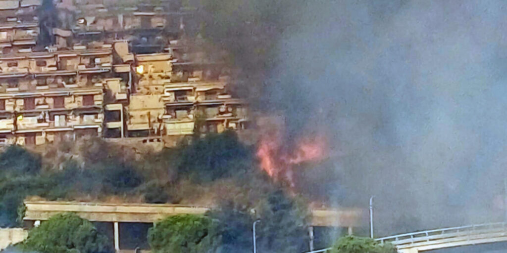 Inferno di fuoco a Taormina, centro isolato e danni alle case
