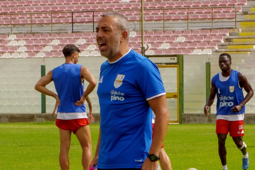 Torrisi: “Dimostriamo perché il Messina è favorito. La Spada completa l’attacco”