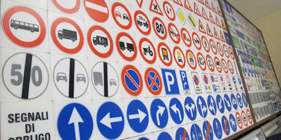 Mazzette alla Motorizzazione di Palermo, il consorzio autoscuole: si faccia chiarezza