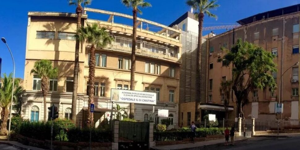 Scontro frontale tra auto sulla Palermo-Agrigento, quattro feriti: un bimbo è in gravi condizioni